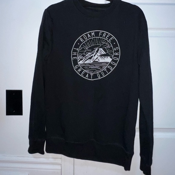 Gap Crewneck - Picture 1 of 1
